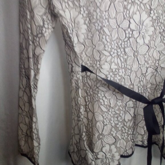 Allegra K Blouse S Long Sleeve Sheer Lace Floral White Black - Picture 3 of 16